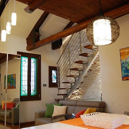 Appartement Loft Due Cuori Con Terrazza à Venise Extérieur photo