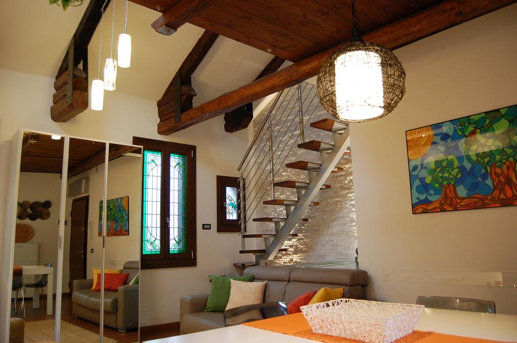 Appartement Loft Due Cuori Con Terrazza à Venise Extérieur photo
