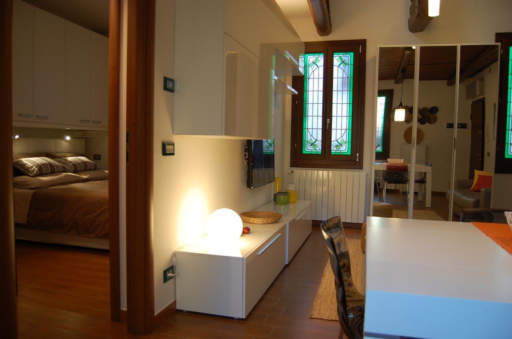 Appartement Loft Due Cuori Con Terrazza à Venise Extérieur photo