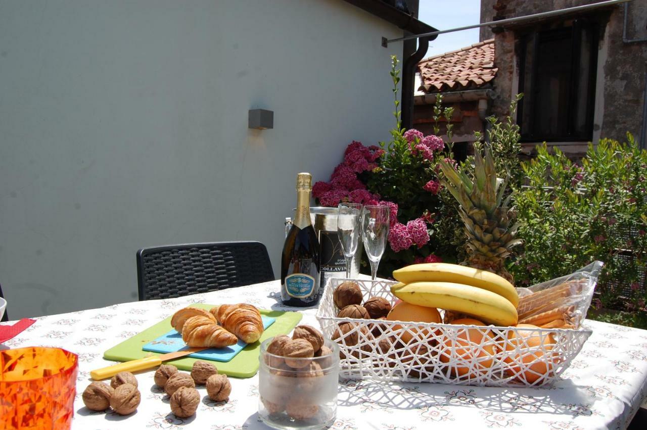 Appartement Loft Due Cuori Con Terrazza à Venise Extérieur photo