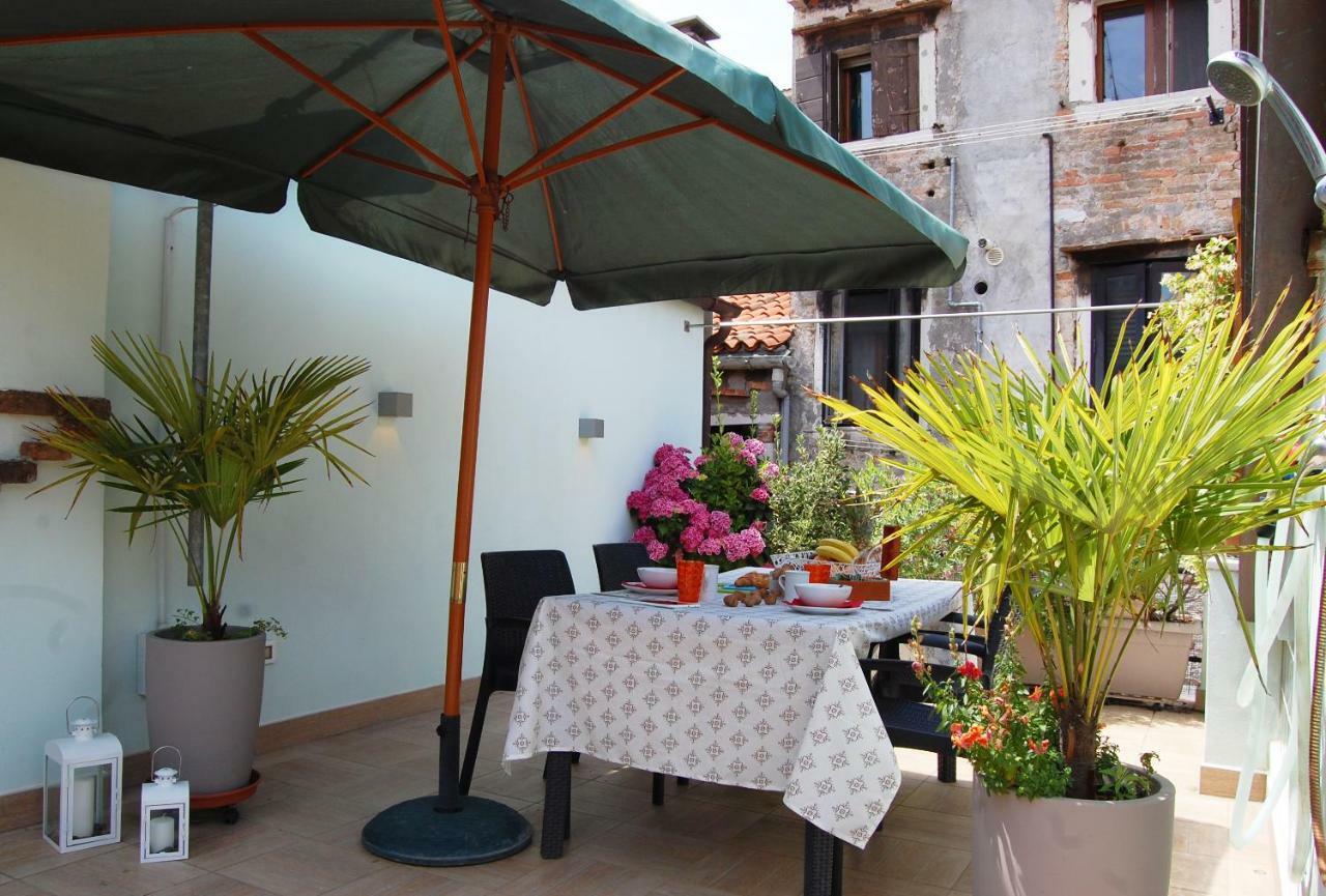 Appartement Loft Due Cuori Con Terrazza à Venise Extérieur photo